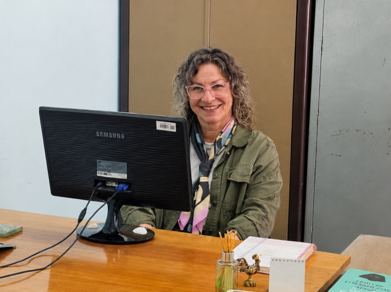 Marcela Saffe: “Las bibliotecas acompañan la formación de personas, no sólo de profesionales”